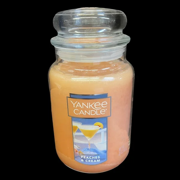 Yankee Candle Peaches & Cream Large Jar Candle, Fruit Scent