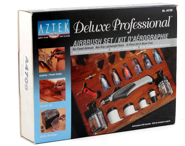 Testors A4709T Aztek Deluxe Professional Airbrush Set
