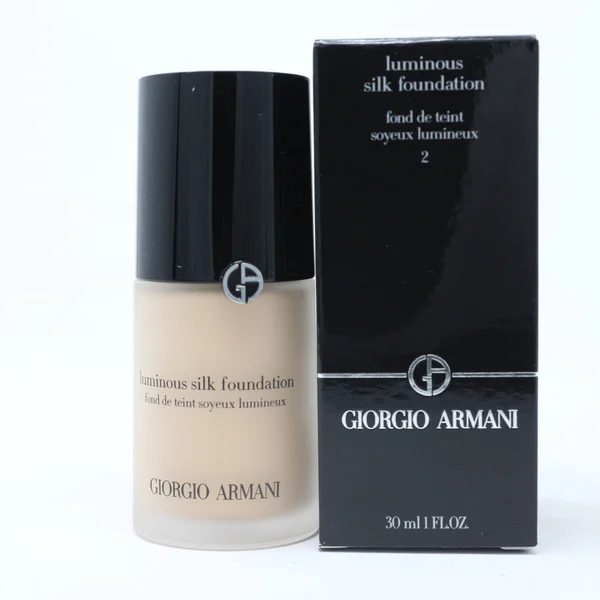 Giorgio Armani Luminous Silk Foundation, 8.25 30 ml/1 oz
