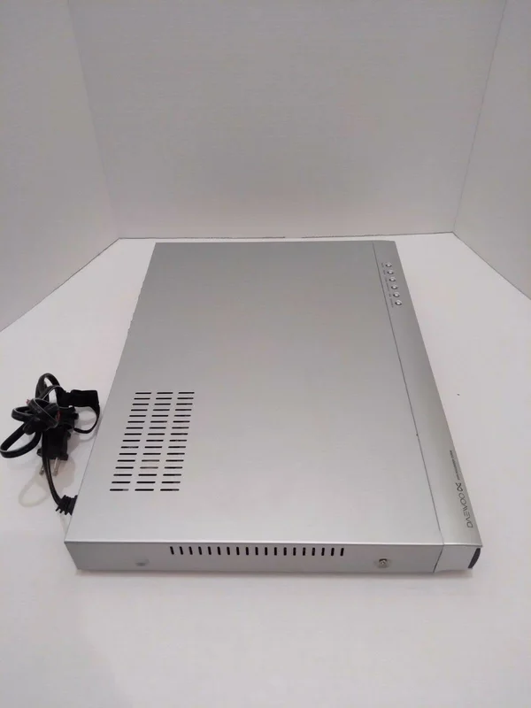 Daewoo DVR-06 - DVD recorder - silver