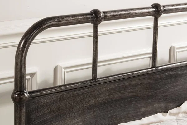 Hillsdale Furniture Bed Rubbed Black Grayson Bed Set King