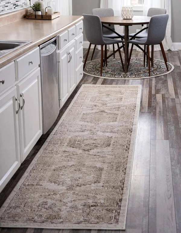 Traditional Larissa Utopia Rug 8x10, Beige