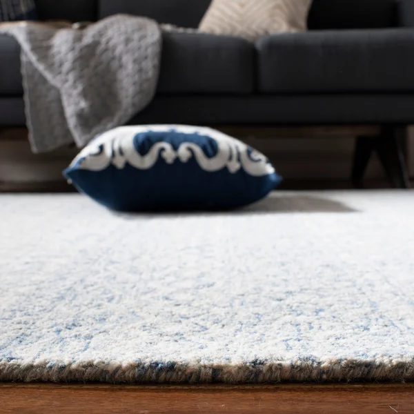 Safavieh Micro-Loop Aqua/Ivory 4 ft. x 6 ft. Area Rug