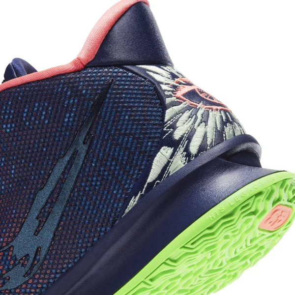 Nike Kyrie 7 Basketball Shoes