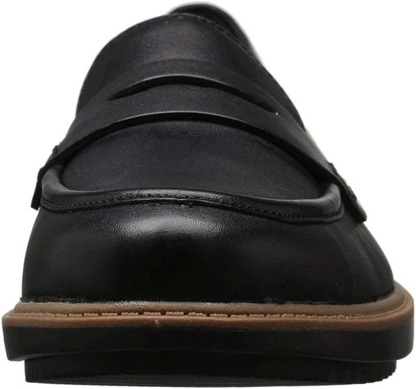 Clarks Women's Raisie Eletta Penny Loafer, Size: 8.5, Black