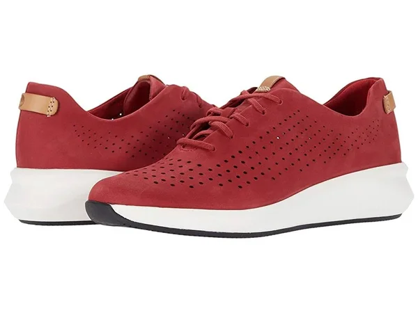 Women's Clarks Un Rio Sneaker, Size 7 W - Red