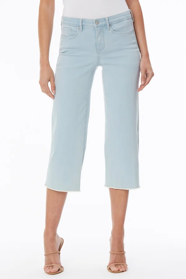 Nydj Wide Leg Capri Jeans with Frayed Hem in Valhalla