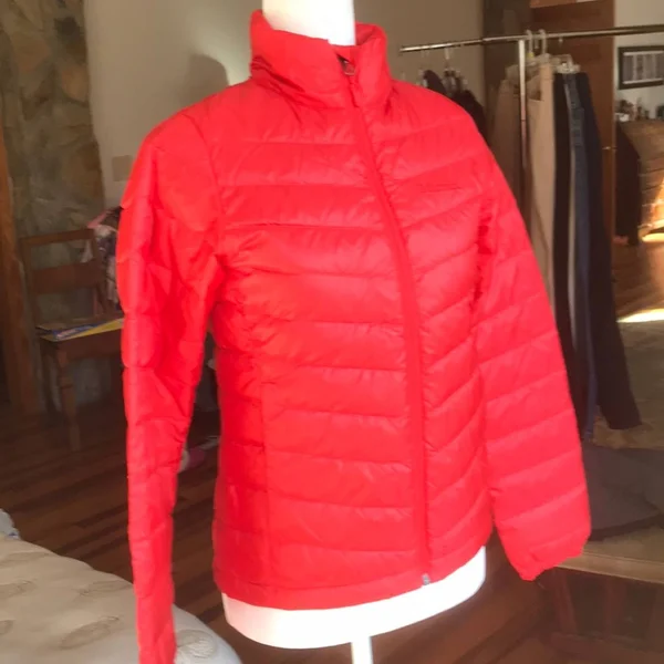Marmot Jackets & Coats, Women's Jena Fill Power Goose Down Jacket Nwt, Color: Red, Size: Xs, Jillianmohr&s Closet