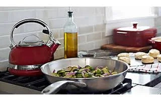 KitchenAid Empire Red Stainless Steel 2-Quart Kettle