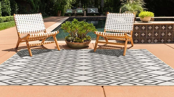 Jill Zarin Outdoor Turks and Caicos 3& x 5& Area Rug - Ivory
