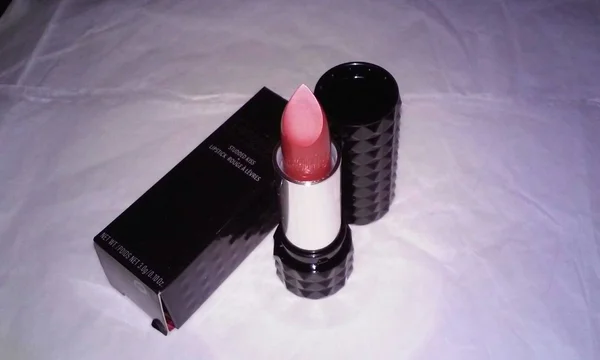 Kat Von D - Studded Kiss Lipstick - Lolita