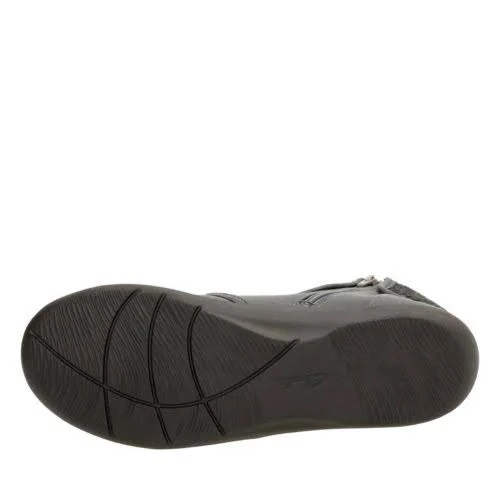 Clarks Women's Sillian Frey Ankle Boot