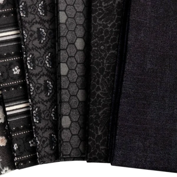 Moda Fabrics Boudoir Fat Quarter Bundle - 18 x 22 inches