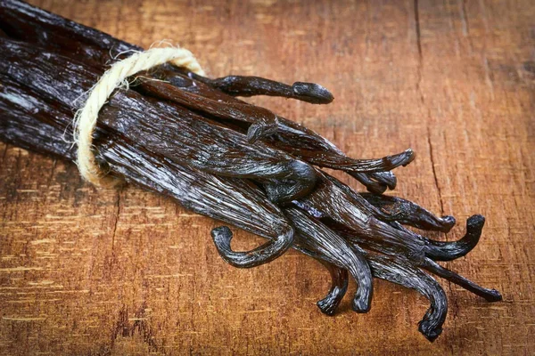 Madagascar Vanilla Beans - Grade A Pods for Baking & Extract Making 1 lb