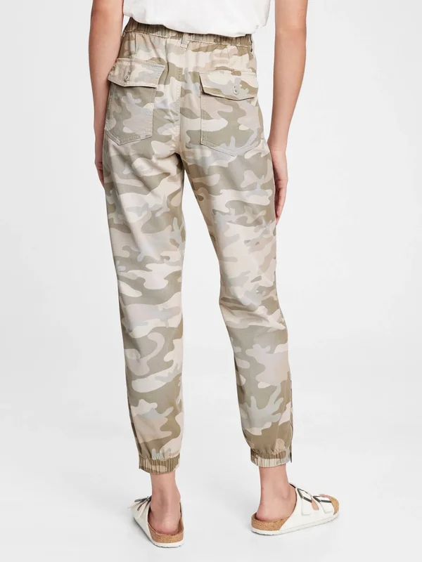 Gap Women's Girlfriend Utility Joggers with Washwell Green & Grey Camo Petite Size 2