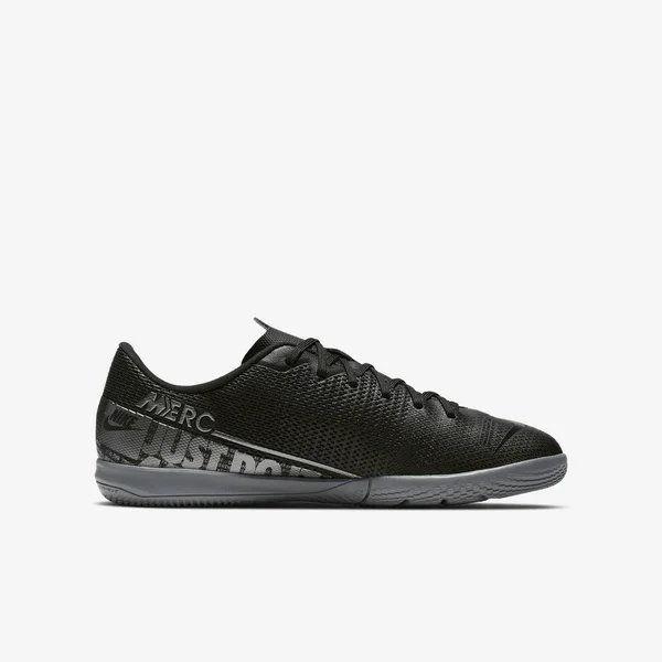 Nike Kids& Mercurial Vapor 13 Academy Indoor Soccer Shoes, Black