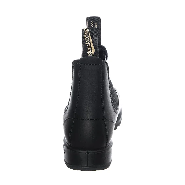 Blundstone Elasticated Detail Ankle Boot in Black