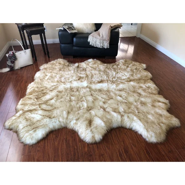 Silver Orchid Nansen Luxurious Faux Sheepskin Pelt Shag Rug - 6& x 6& - Cream