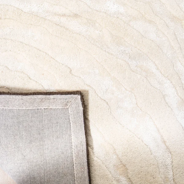 Safavieh Soho Rug SOH443A Ivory - Espresso, 2& 6x22 x 8&