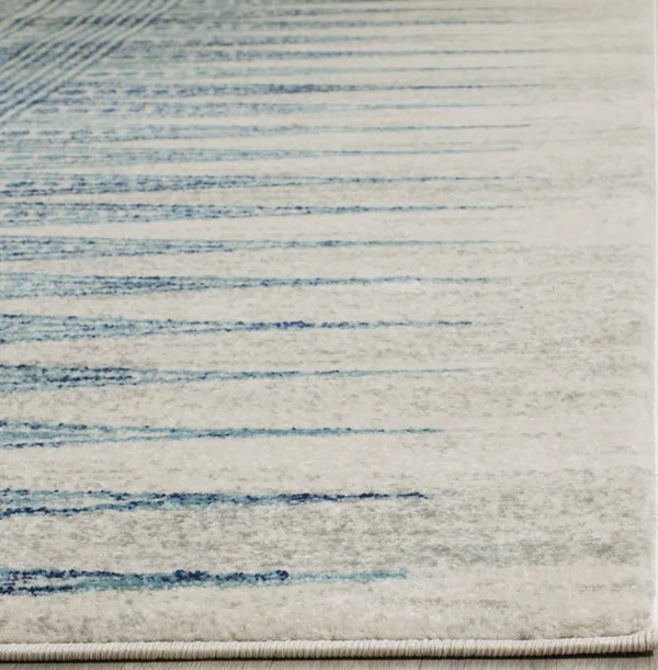 Safavieh EVK226T Evoke Ivory - Turquoise Area Rug - 4& x 6&