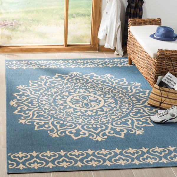 Safavieh Linden LND183L Cream/Aqua 4& x 6& Area Rug