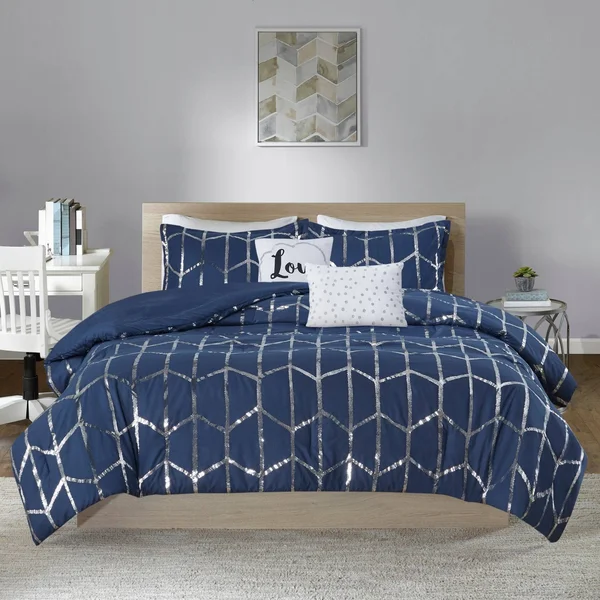 Intelligent Design - Raina Metallic Printed Comforter Set - Navy/Silver - Twin/Twin XL