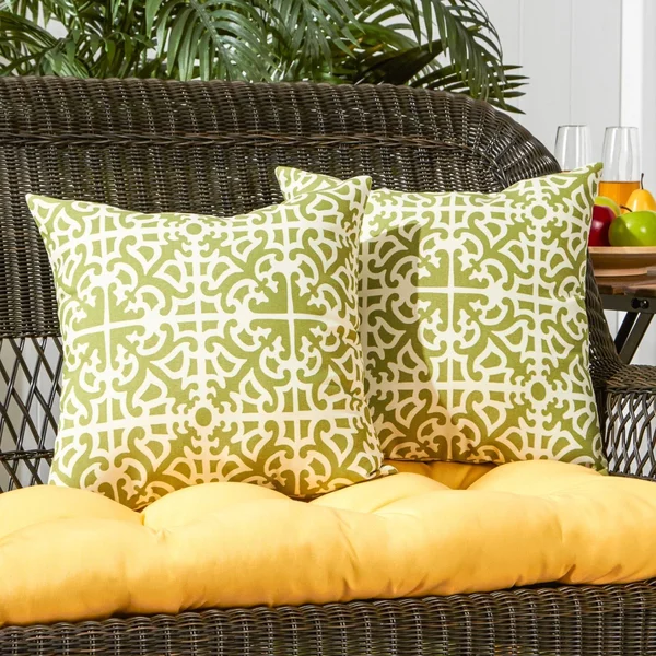 Havenside Home Coopers Grass Outdoor 17-inch Accent Pillow (Set of 2)