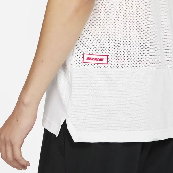 Nike Sport Clash Men's Short-Sleeve Training Top in White - Size: Small, CZ7718-100