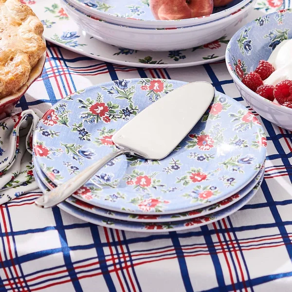 Summerhouse 12-Piece Dinnerware Set
