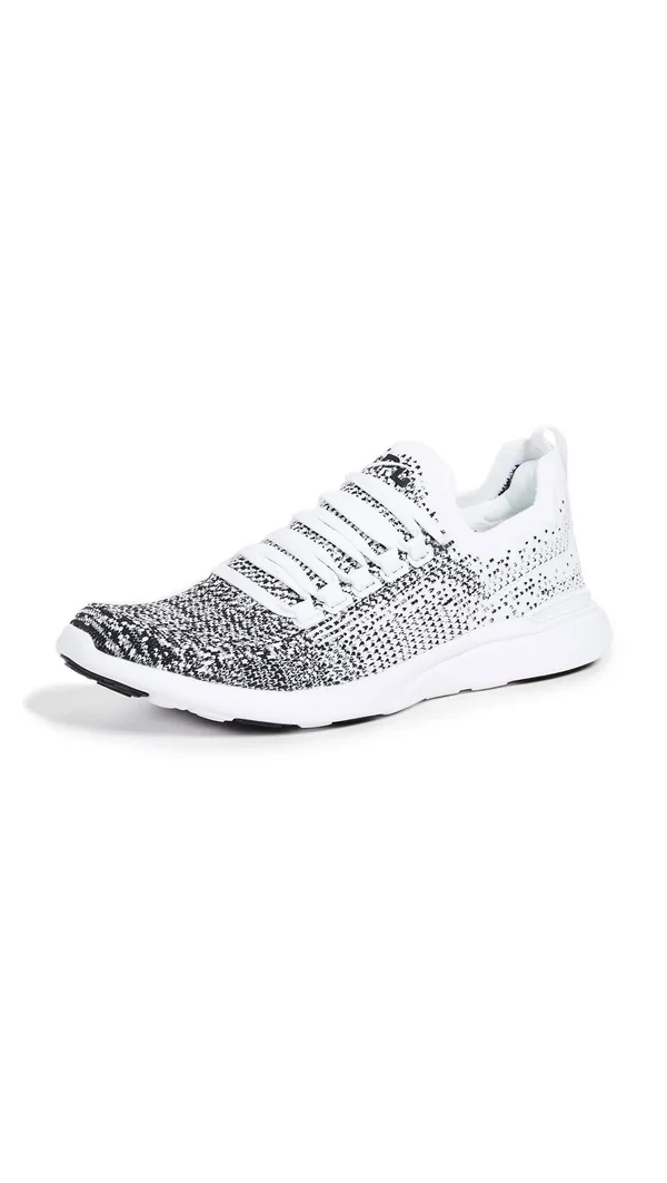 APL Women's Techloom Breeze White/Black Ombre Shoes in Size 9 - Athletic Propulsion Labs