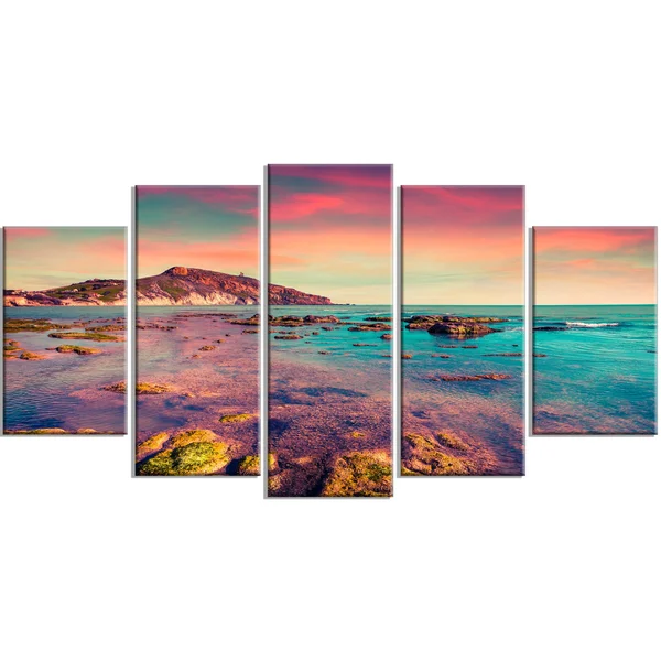 Designart Giallonardo Beach Colorful Sunset Seashore Photo Canvas Print - 4 Panels - 61424100018