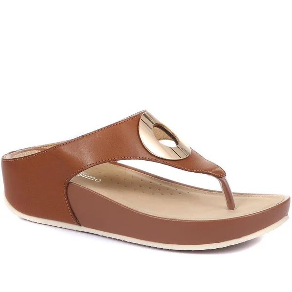 Bellissimo Women's Metallic Toe Post Sandal - Tan, US 07