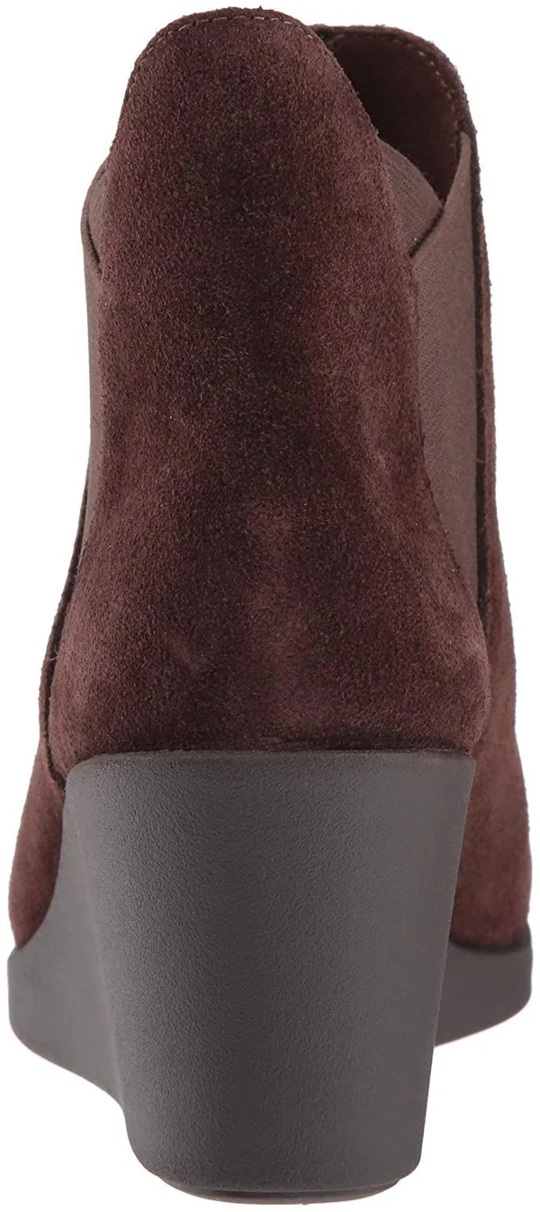 Crocs Women's Leigh Wedge Chelsea Boot