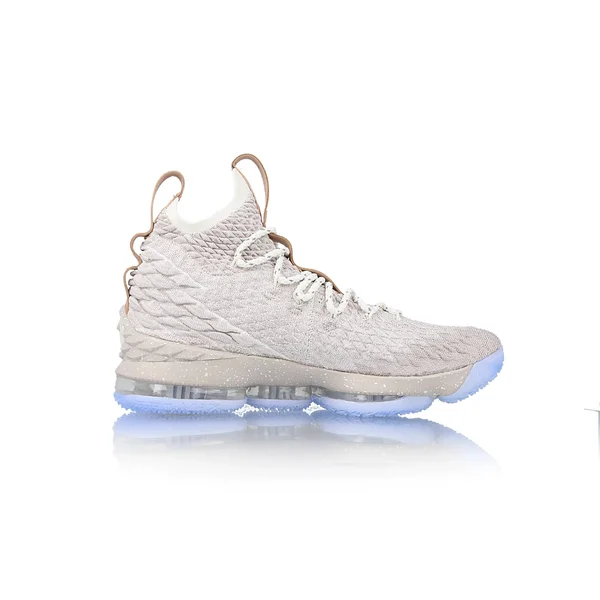 Nike Lebron 15 Ghost