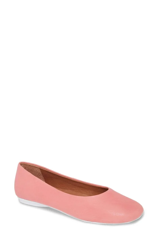 Gentle Souls by Kenneth Cole Eugene Travel Ballet Flats - Bright Pink Leather