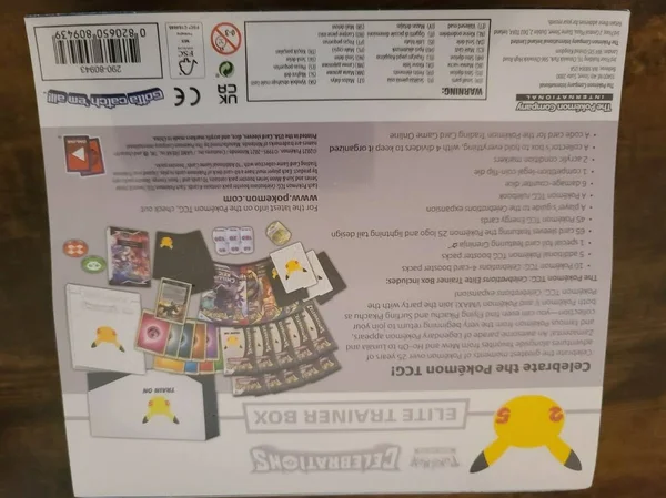 Pokemon - Celebrations Elite Trainer Box