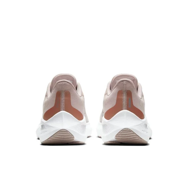 Women Nike Air Zoom Winflo 7 Barely Rose - Size 7.5 Men