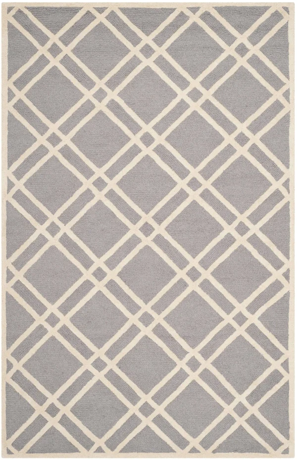 Safavieh Cambridge Silver & Ivory 5& x 8& Rug