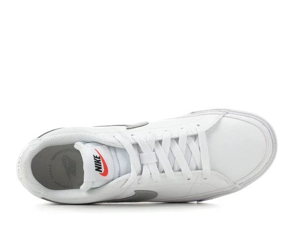 Nike Court Legacy Trainers 6