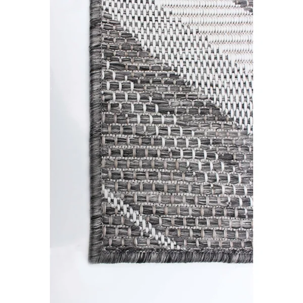 5.25' x 7.25' Gray and Ivory Ripple Abstract Rectangular Outdoor Area Throw Rug