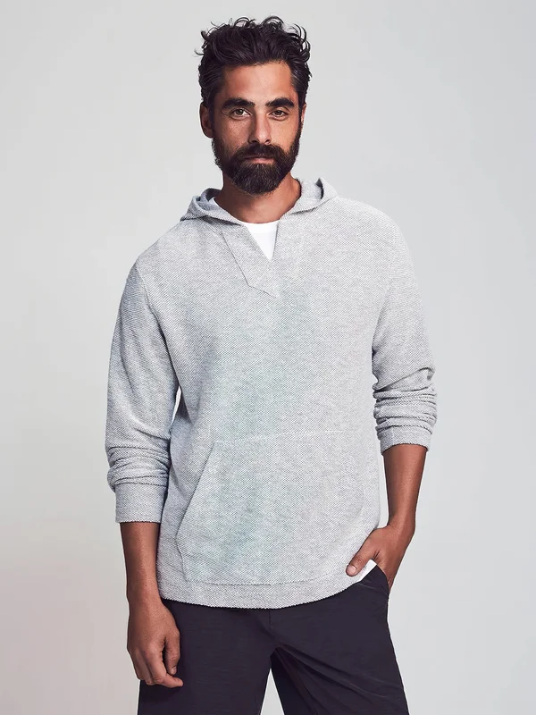Faherty Brand Baja Beach Poncho in Backloop Jacquard