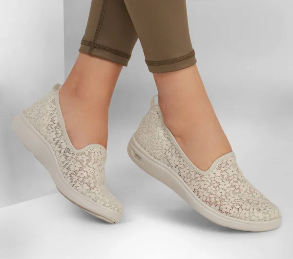 Skechers Arch Fit Uplift - Romantic Natural - Size 9.0