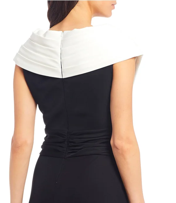 Tadashi Shoji Portrait Collar Color Blocked Crepe Gown - 18