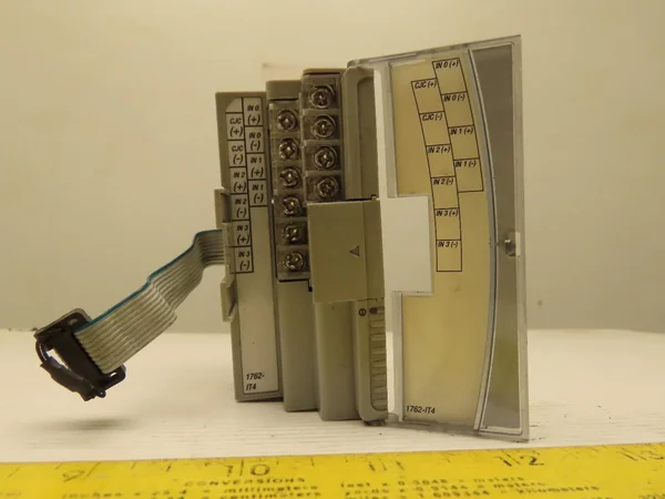 Allen-Bradley - 1762-IT4/A, Micrologix Thermocouple/Mv Input Module