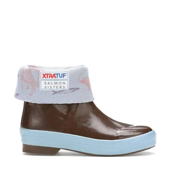 Salmon Sister Little Kid 8 in Legacy Boot by Xtratuf USA 100% Dry, in Chocolate with Whale Print, Rubber/Neoprene