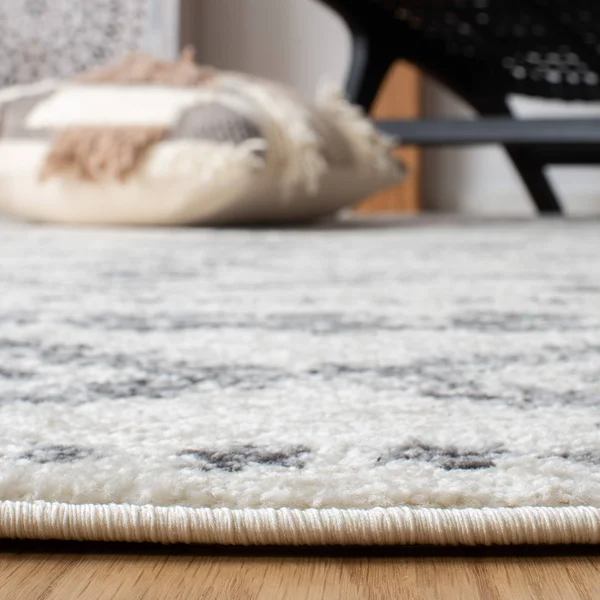 Safavieh Clearance Tulum TUL655A Ivory Rug - 6&7x22x8&7x22 - Rectangular
