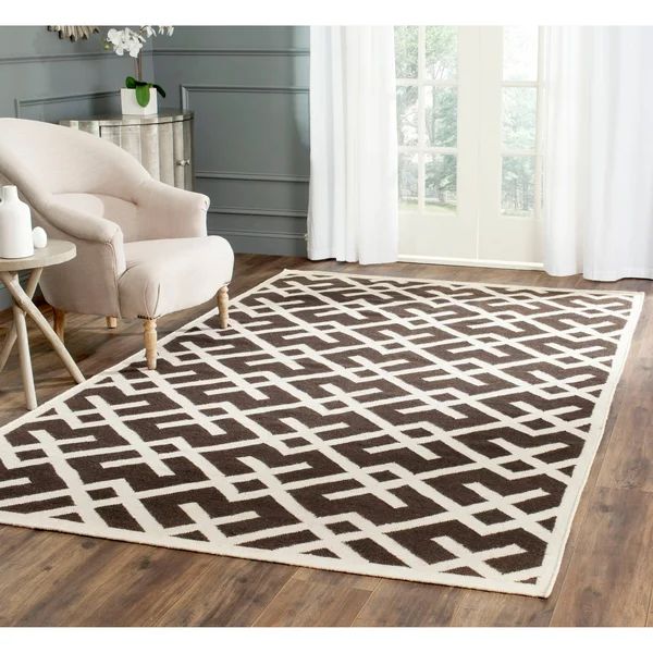 Safavieh DHU552C Dhurries Area Rug - Brown/Ivory: 5-ft x 8-ft