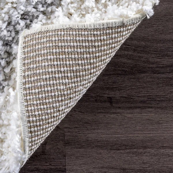Porch & den Williamsburg Havemeyer Moroccan Lattice Shag White Rug - 6&7 x 9&