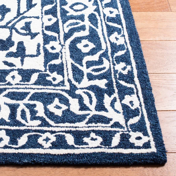 Safavieh Micro-Loop Rug Collection MLP648N - Navy - Ivory - 4& x 6&