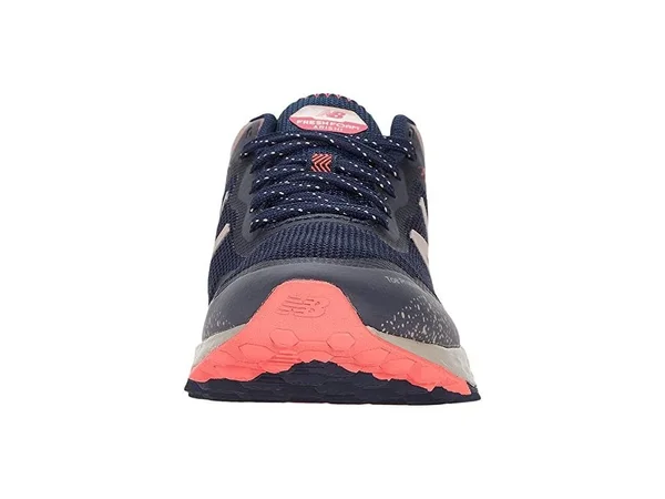 New Balance Fresh Foam Arishi Trail 8.5 Women's Pink